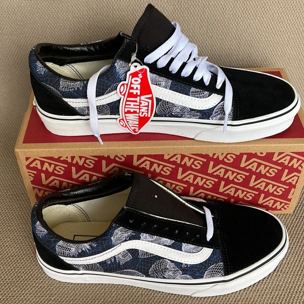 Vans Old Skool Wireframe Skulls Black / True White WMNS